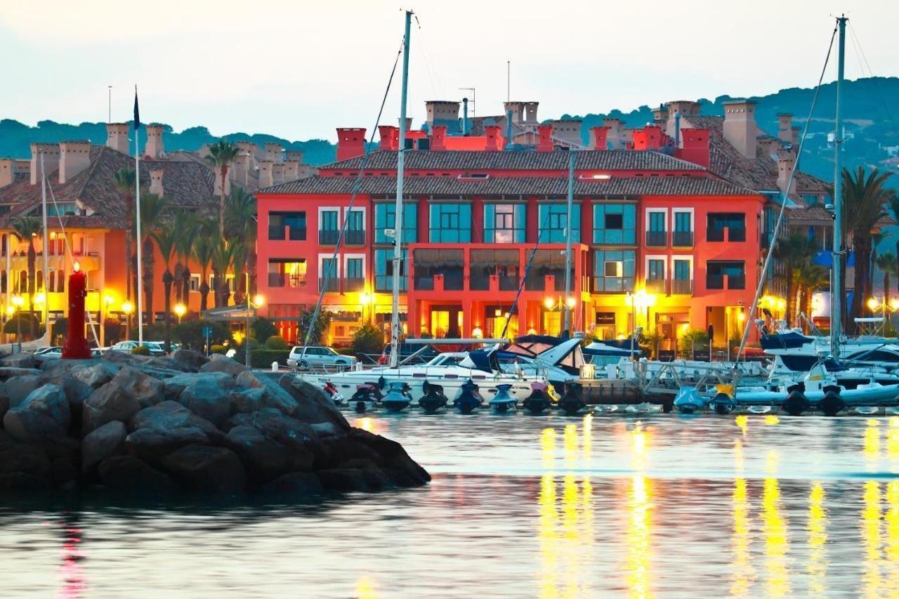 Hotel Mim Sotogrande Club Maritimo Екстериор снимка