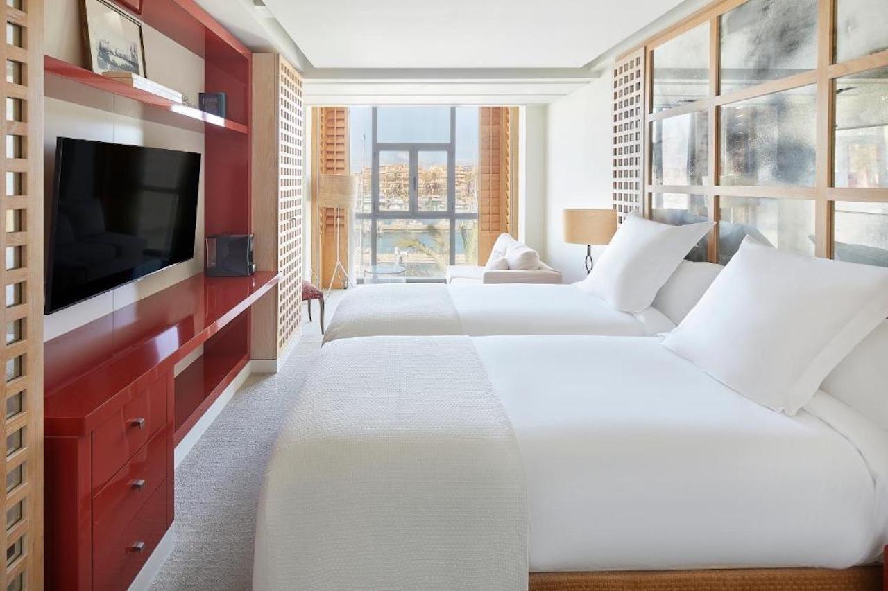 Hotel Mim Sotogrande Club Maritimo Екстериор снимка