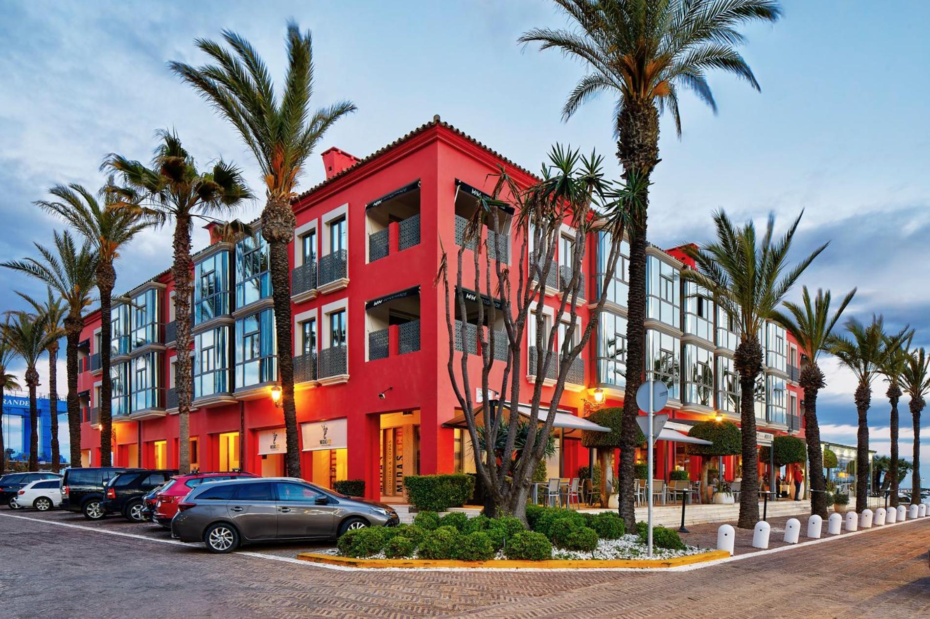 Hotel Mim Sotogrande Club Maritimo Екстериор снимка