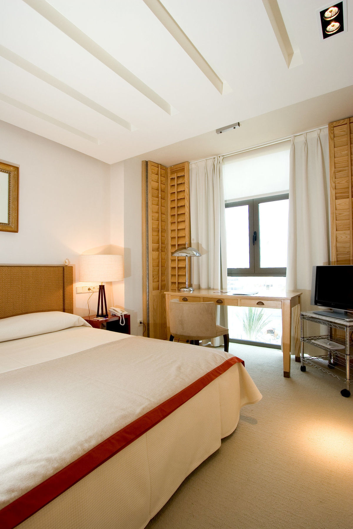 Hotel Mim Sotogrande Club Maritimo Стая снимка